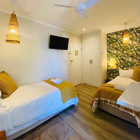 Dolphin Circle Bed And Breakfast Плеттенберг-Бей Экстерьер фото