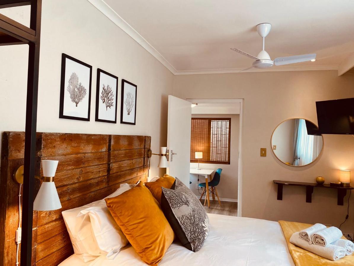 Dolphin Circle Bed And Breakfast Плеттенберг-Бей Экстерьер фото